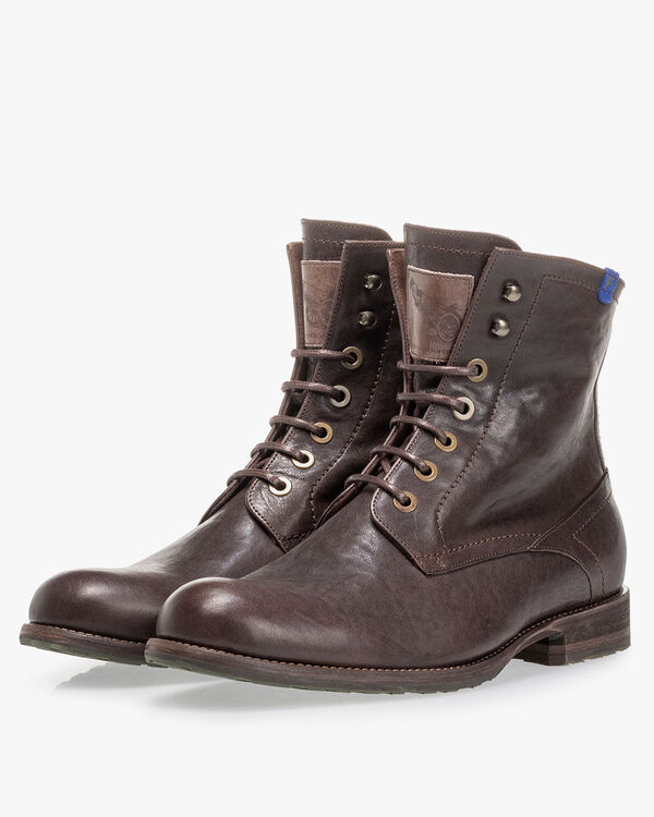 Lambskin lined lace boot dark brown