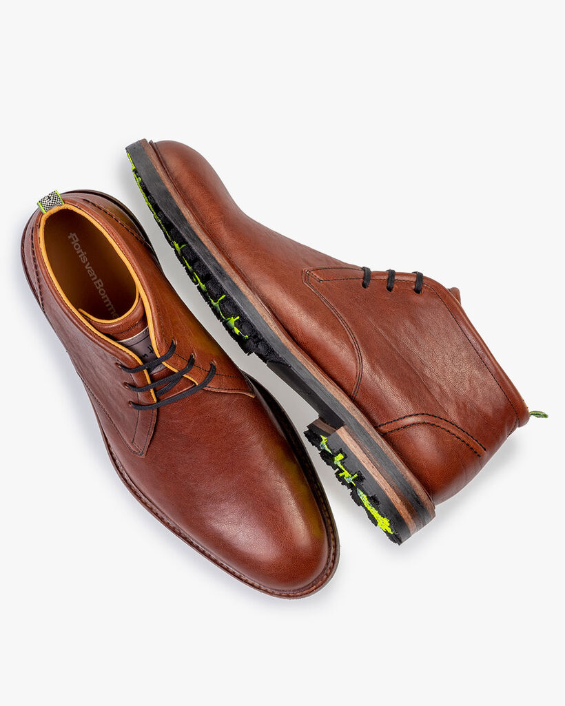 Lace boot leather cognac