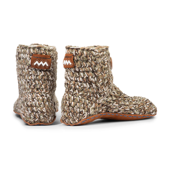 Kingdom of Wow home slippers light brown