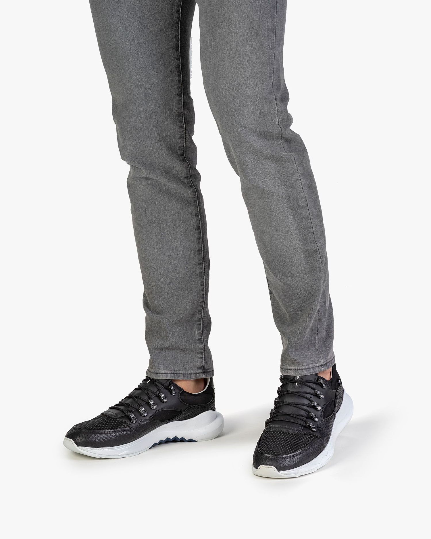 Sneaker black leather SFM-10064-10-01 | Floris van Bommel®