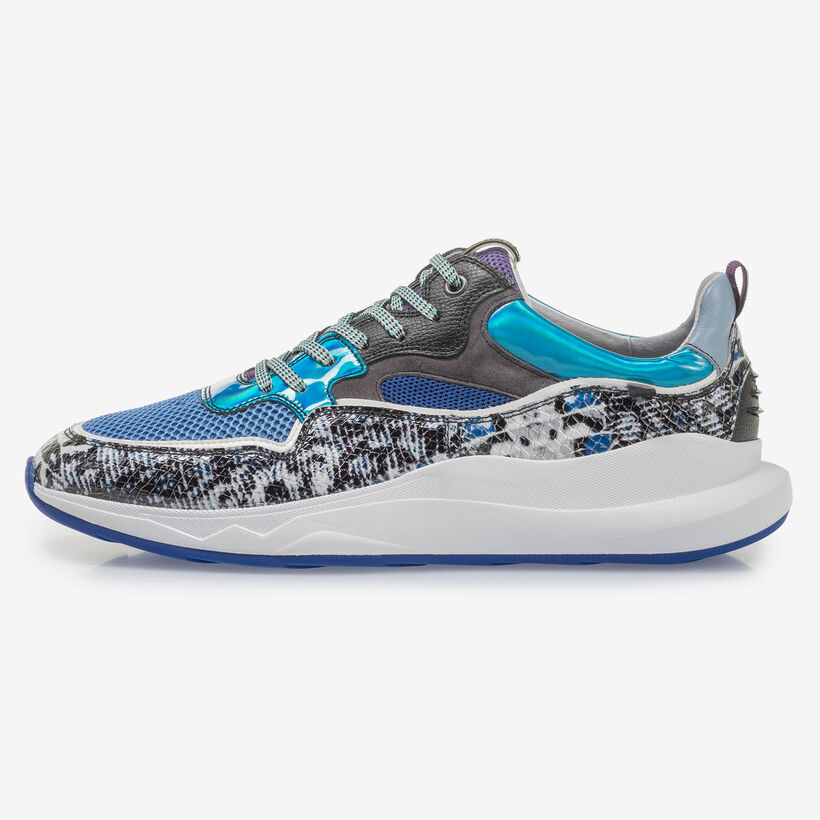 Multi-colour sneaker with grey and blue print