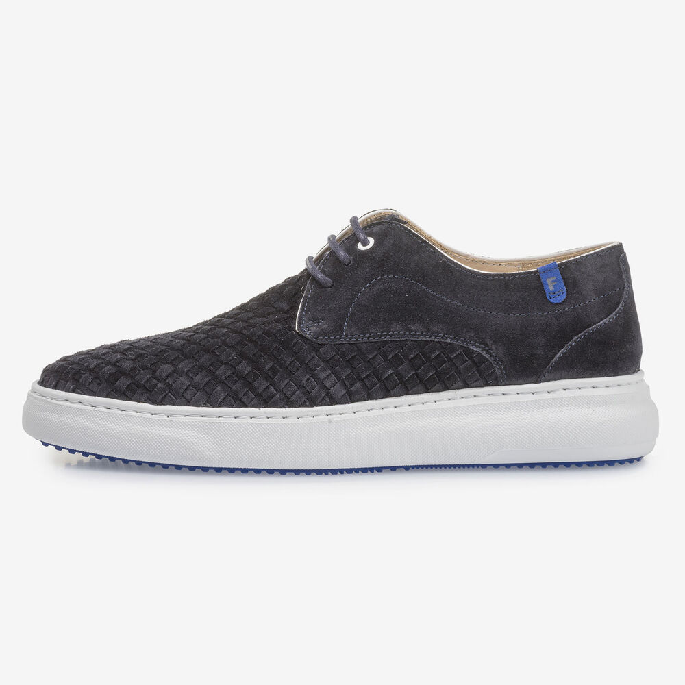 Dark blue lace shoe with braided suede leather