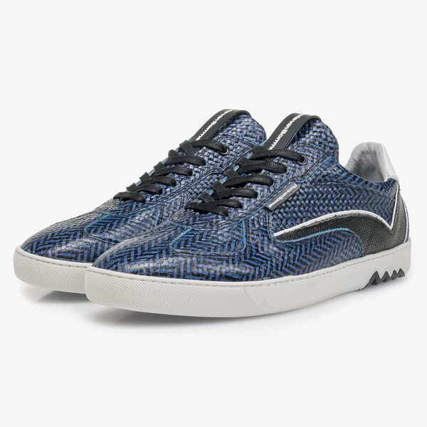 Blue leather sneaker with a herringbone pattern