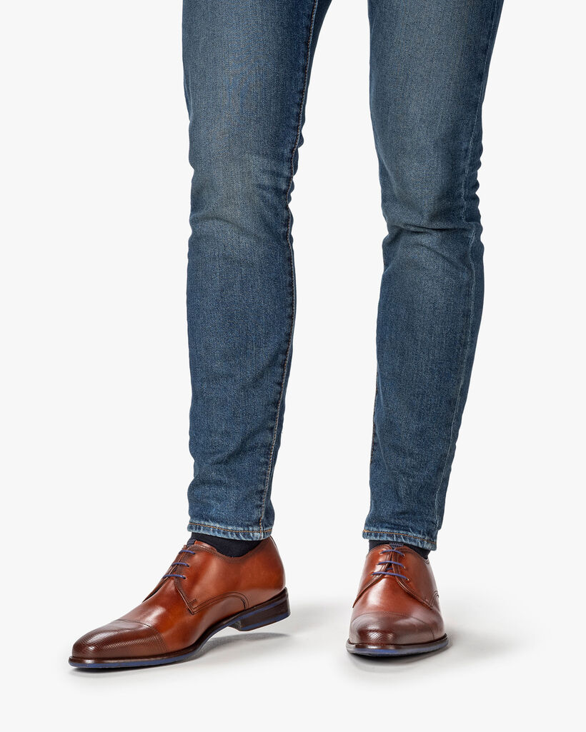 Schn&uuml;rschuh Kalbsleder cognacfarben