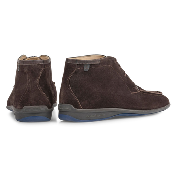 Boot brown suede leather