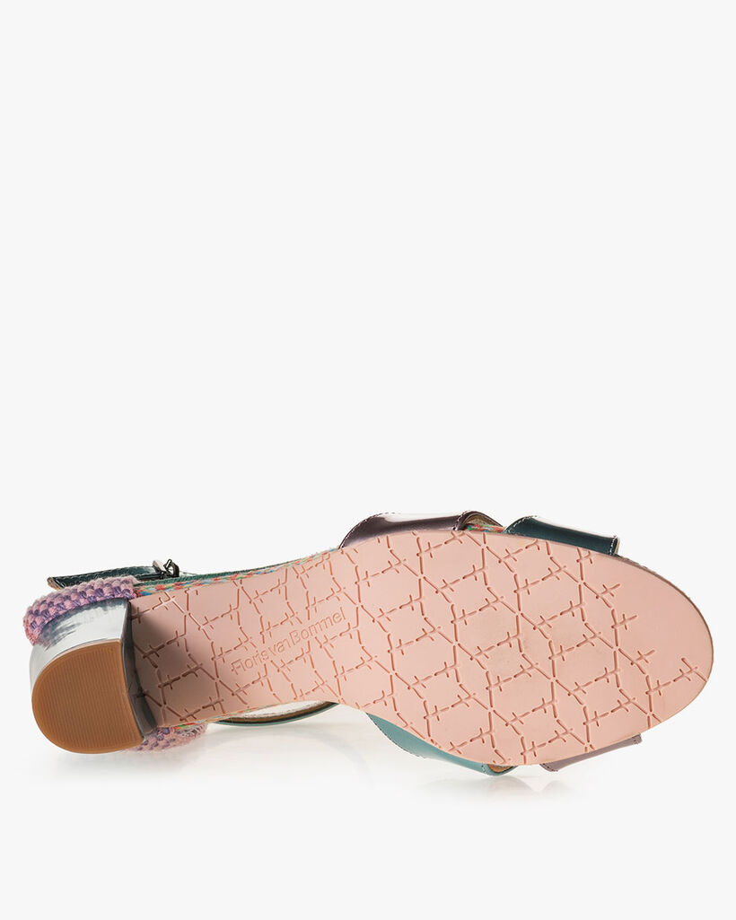 Sandale Lackleder hellblau