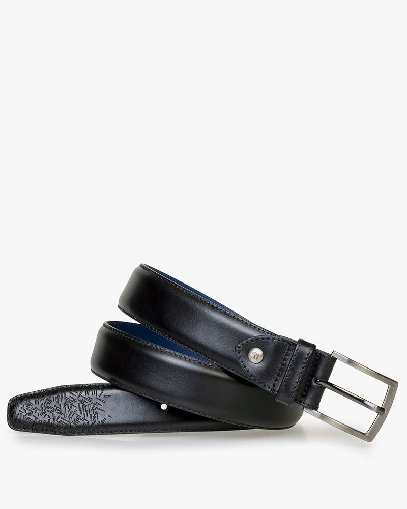 Belt calf leather black