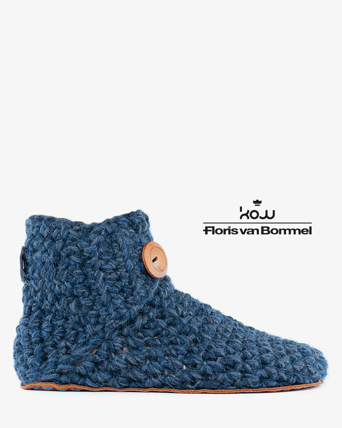 Kingdom of Wow Hausschuhe blau