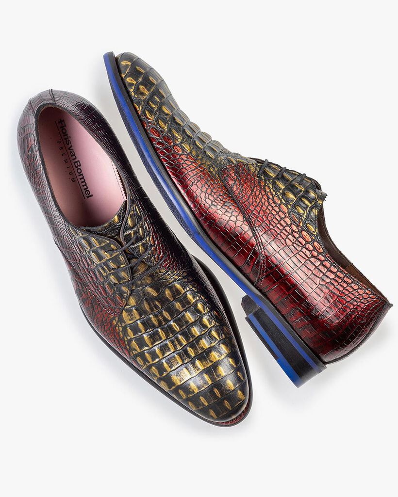 Lace shoe red croco leather