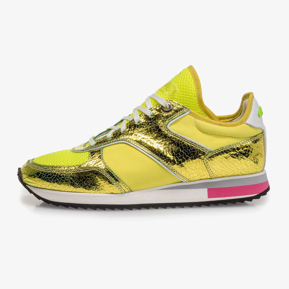 Yellow metallic leather sneaker with changing effect