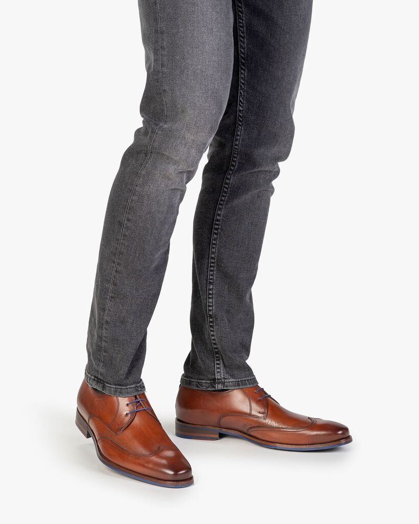Schn&uuml;rschuh cognac Kalbsleder