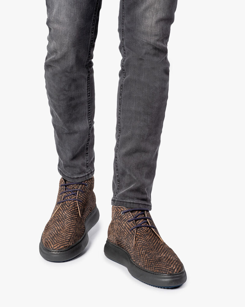 Stiefel Zick-Zack-Print braun
