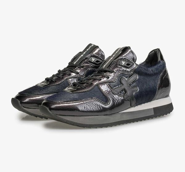 Blue patent leather sneaker with runner&rsquo;s sole