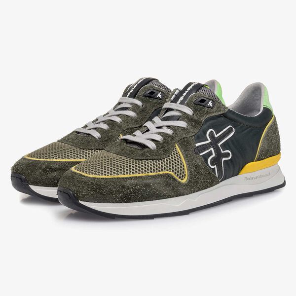 Gr&uuml;ngelber Wildleder-Sneaker