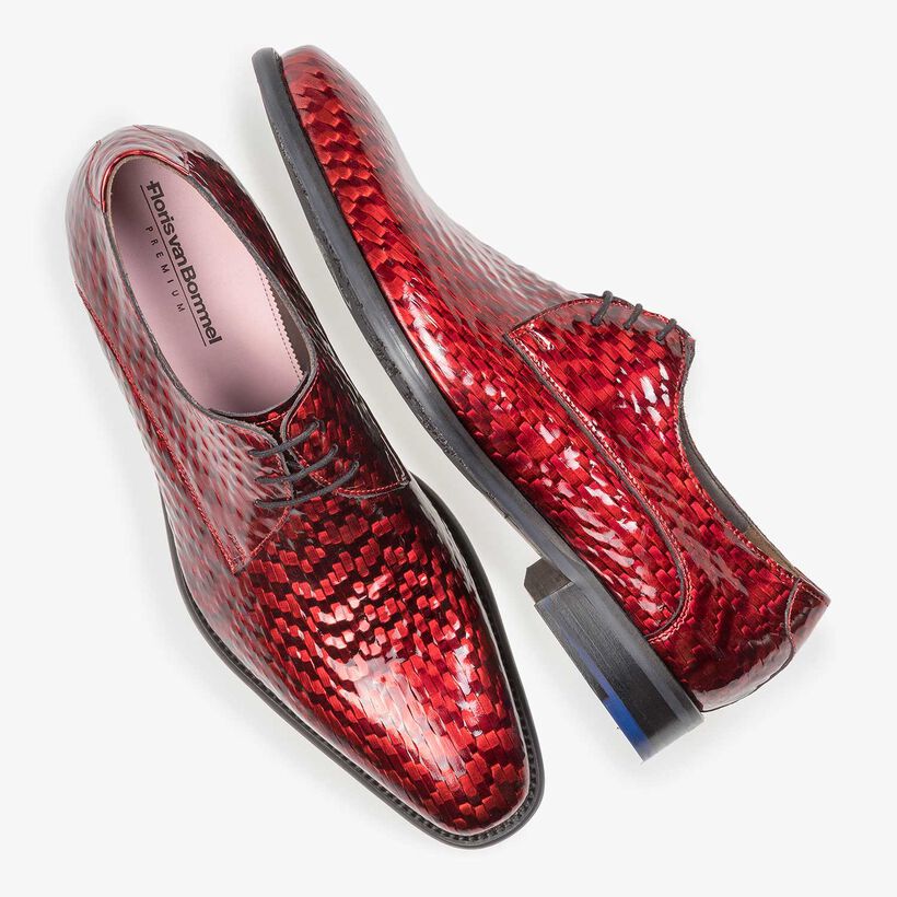 Roter Premium Lackleder-Schn&uuml;rschuh mit Print