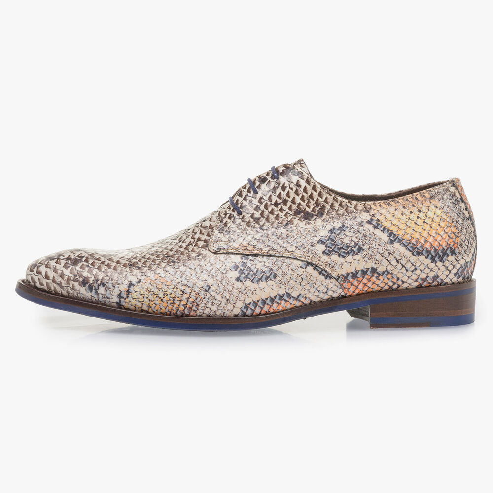 Premium Schn&uuml;rschuh mit orangefarbenem Schlangenprint