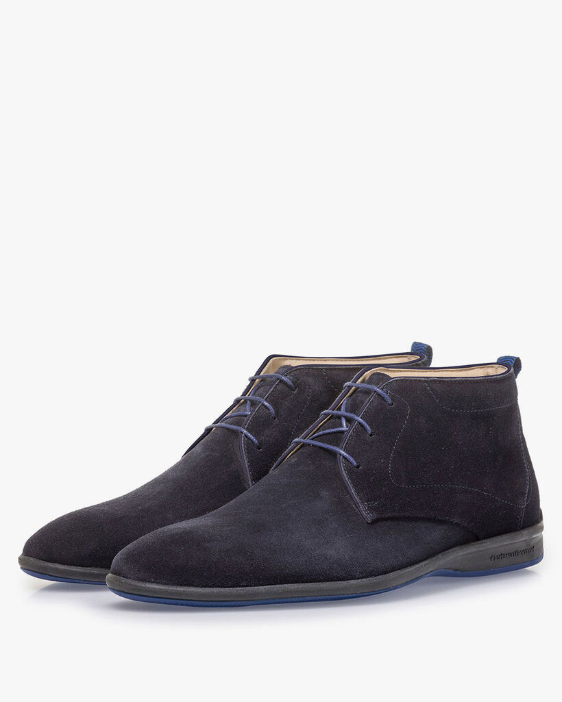 Dunkelblauer Wildleder-Schn&uuml;rstiefel