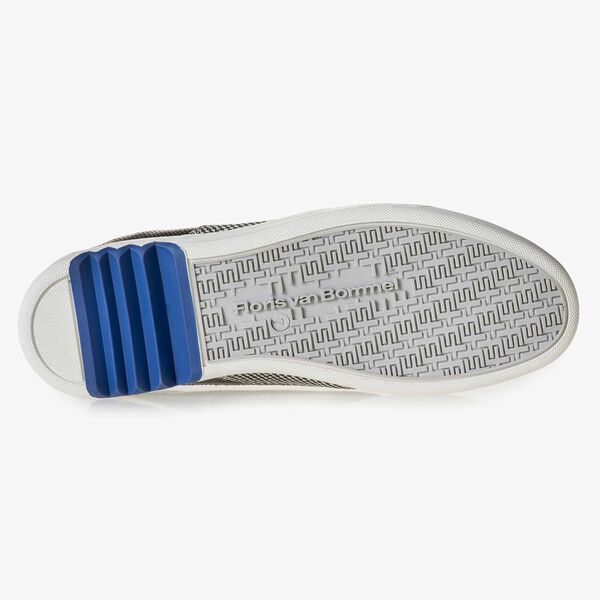 Grey suede leather sneaker with a print