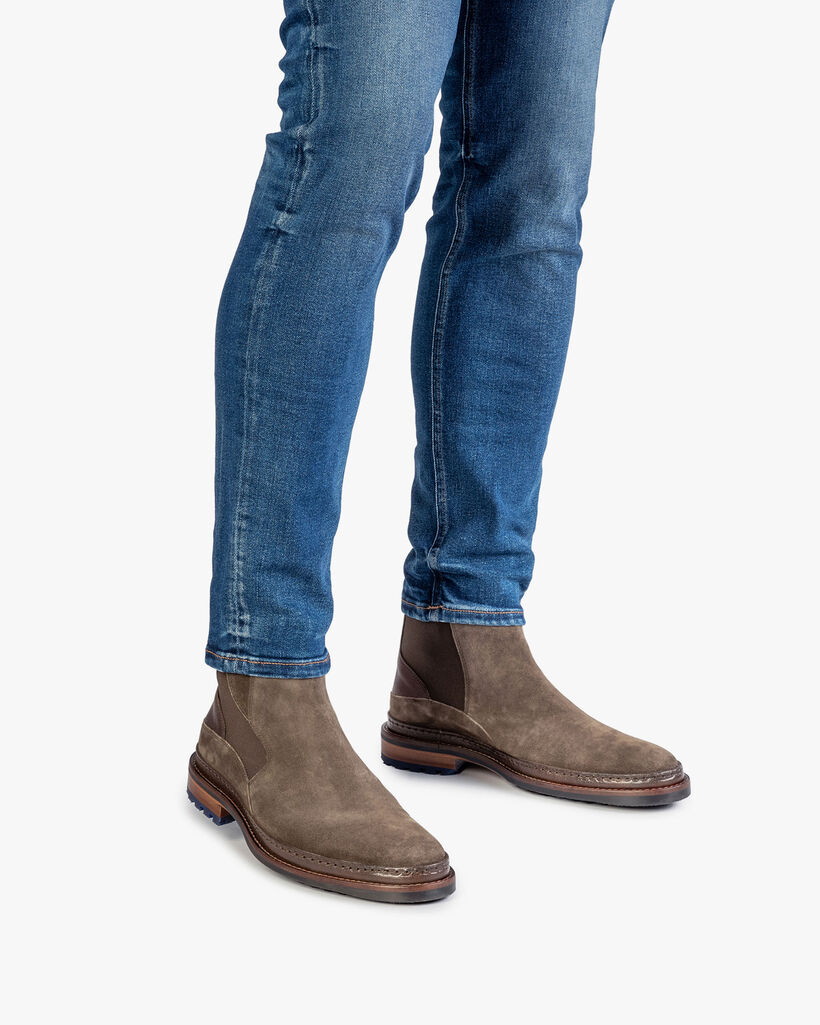 Chelsea boot suede leather dark taupe