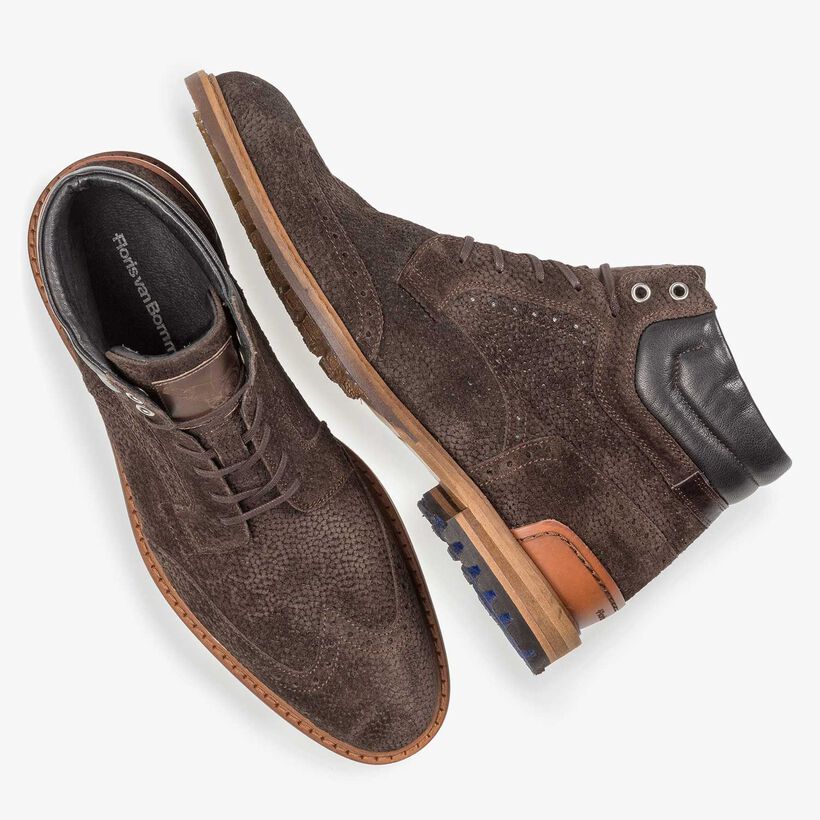 Dark brown suede lace boot with print