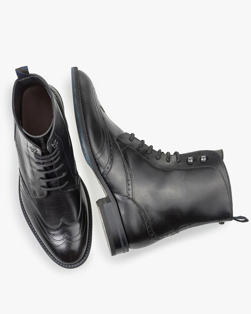 Black calf leather lace boot