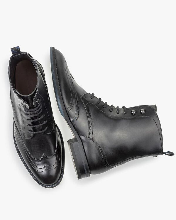 Black calf leather lace boot
