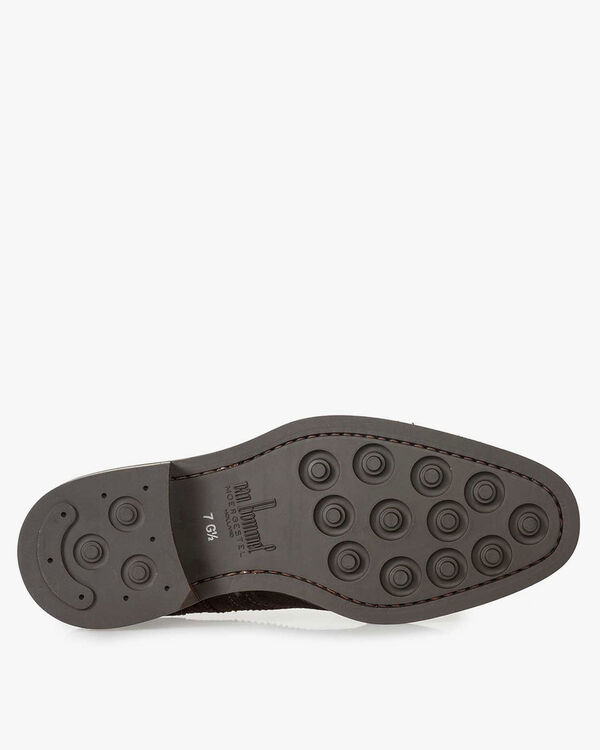 Brown suede brogue