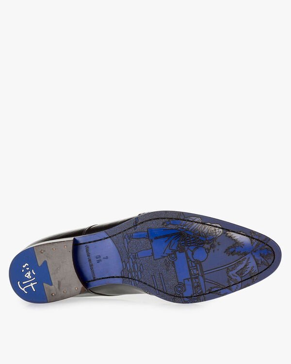 Schwarzer Kalbsleder Schn&uuml;rschuh