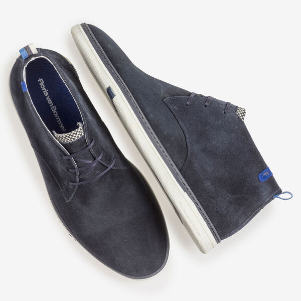 Dark blue suede leather lace boot