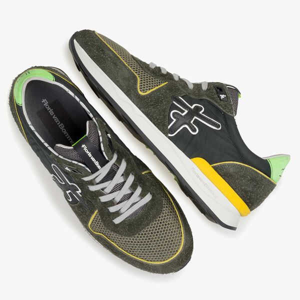 Gr&uuml;ngelber Wildleder-Sneaker