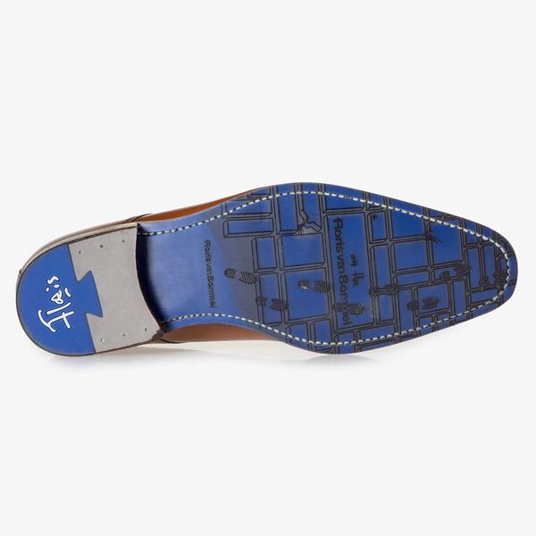 Dark cognac-coloured calf leather lace shoe