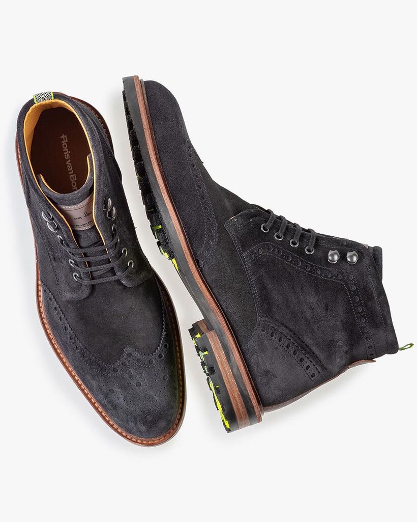 Boot black suede leather