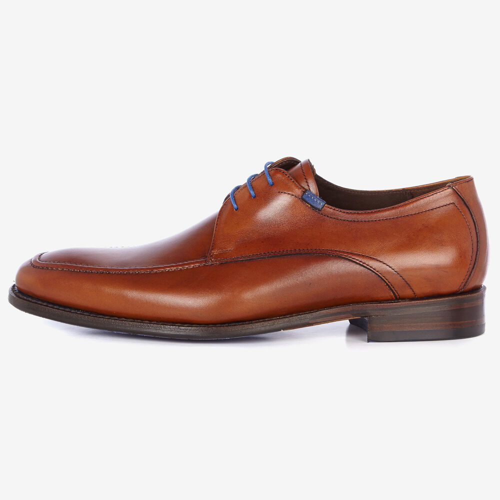 Cognacfarbener Leder Schn&uuml;rschuh