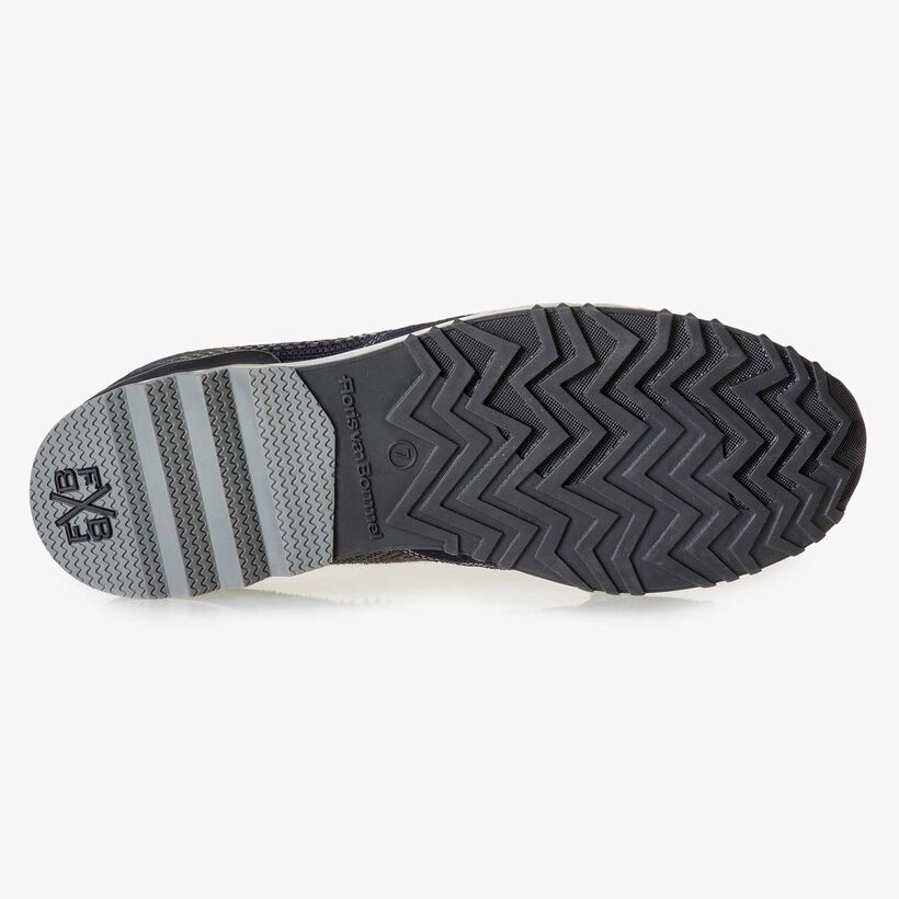 Dunkelblauer Wildleder-Sneaker mit Muster