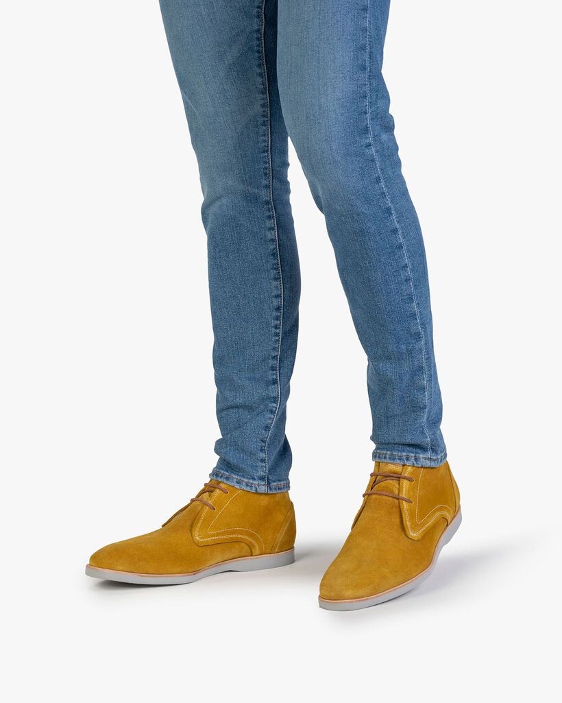 Stiefel Wildleder gelb