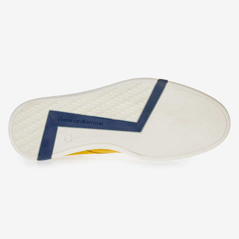 Gelber Wildleder-Schn&uuml;rstiefel