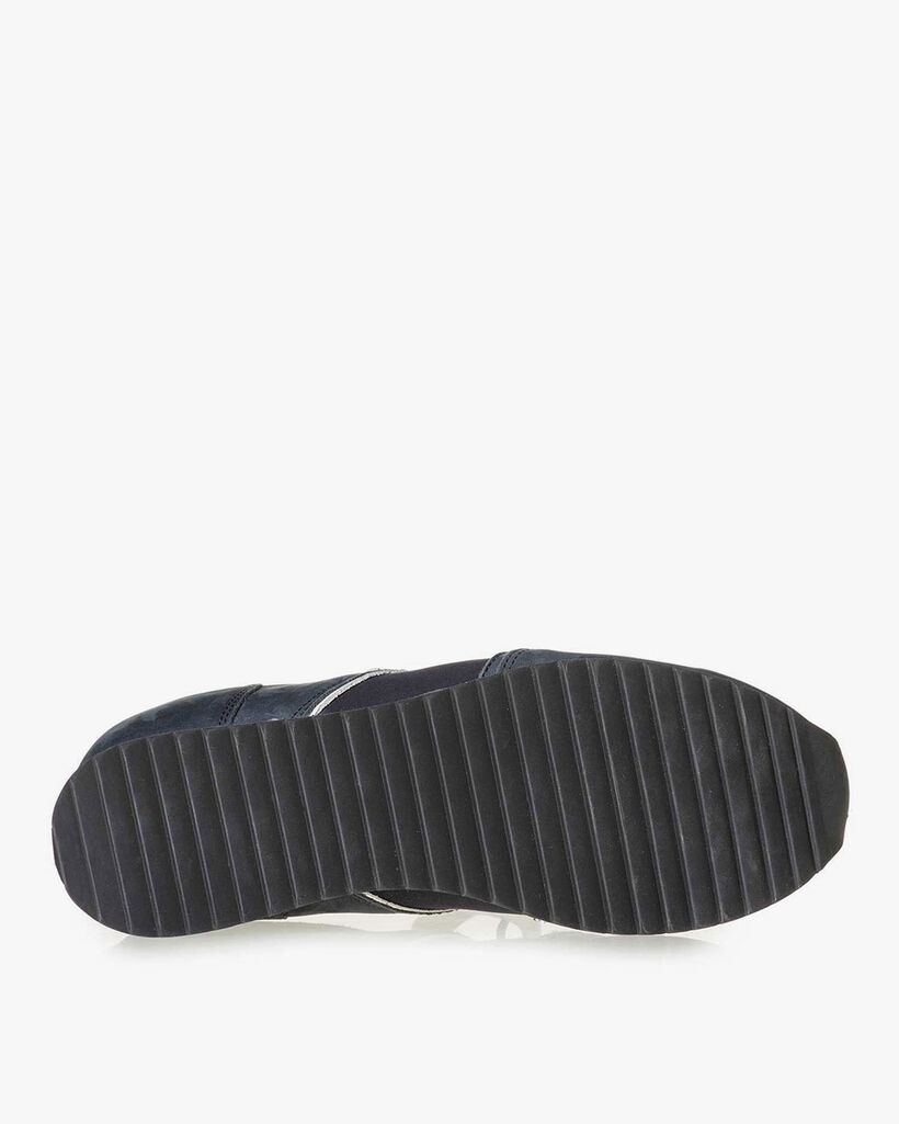 Dunkelblauer Nubukleder-Sneaker