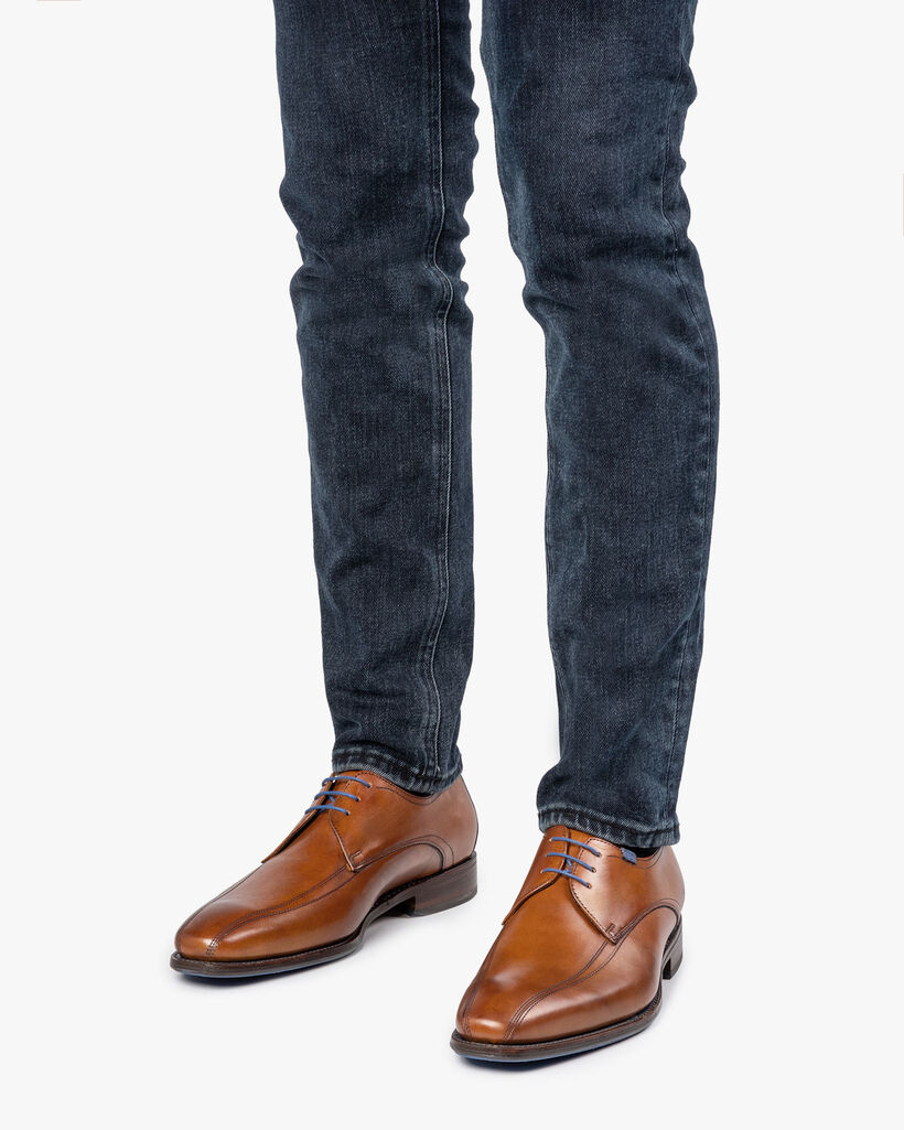 Schn&uuml;rschuh Kalbsleder cognac