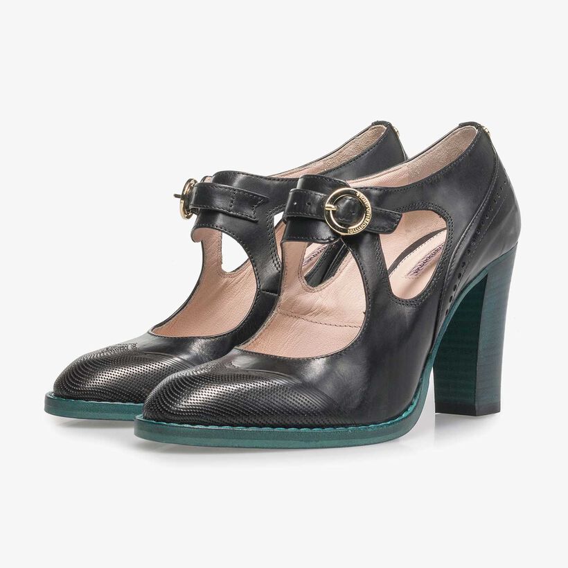 Schwarze Kalbsleder-Pumps