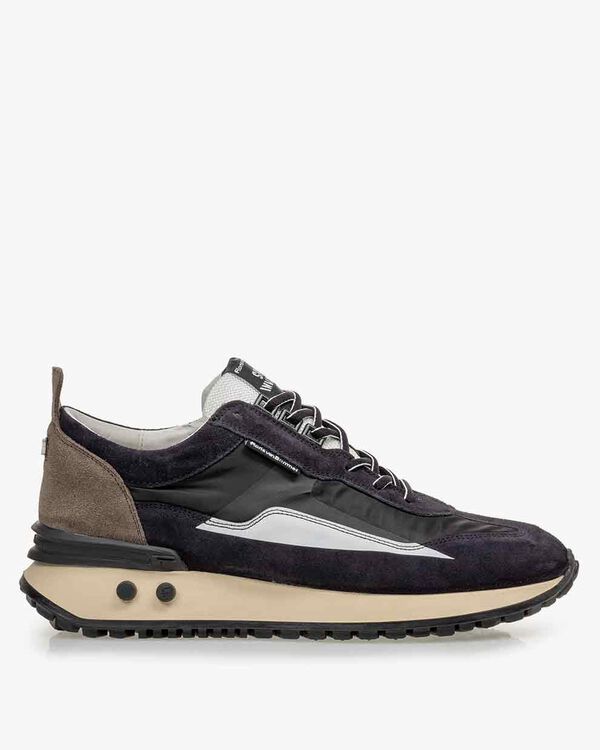 Sneaker space invaders black