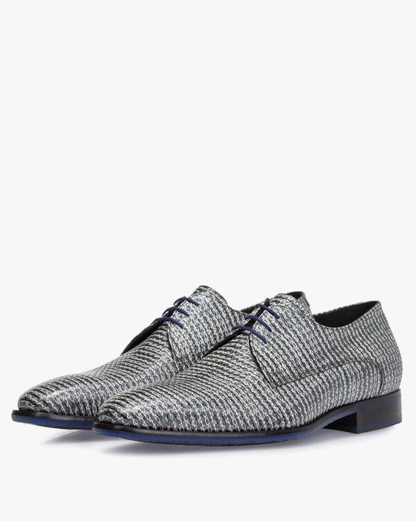 Schn&uuml;rschuh metallic mit Print grau