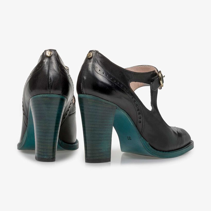 Schwarze Kalbsleder-Pumps