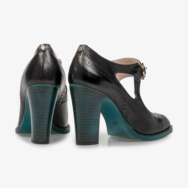 Schwarze Kalbsleder-Pumps