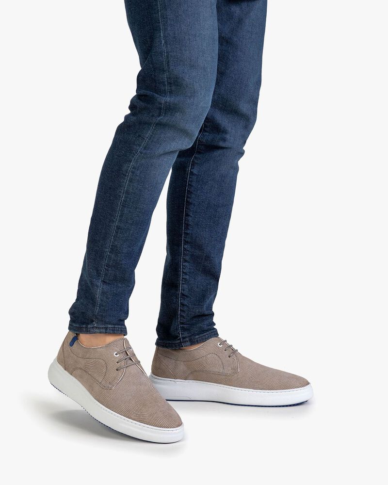Sneaker mit Print Wildleder sandfarben