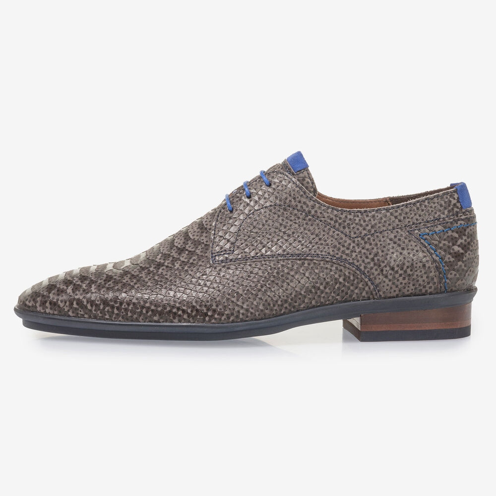 Dunkelgrauer Nubukleder-Schn&uuml;rschuh mit Schlangenprint