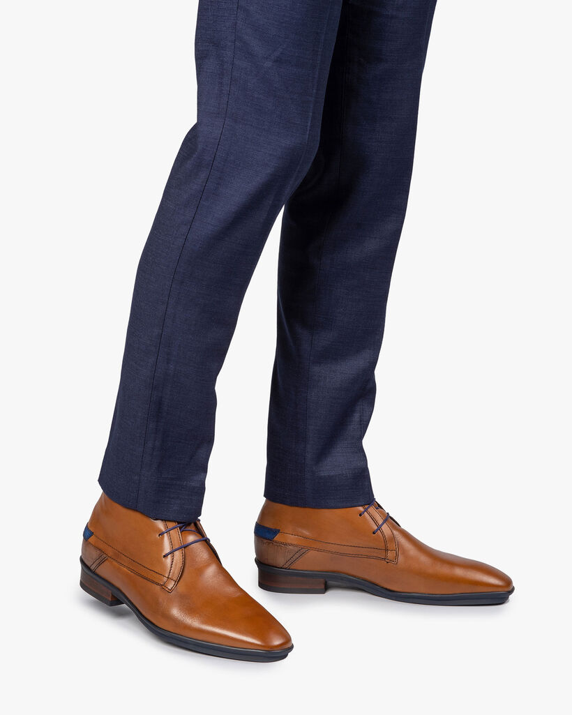 Schn&uuml;rstiefel Kalbsleder cognac