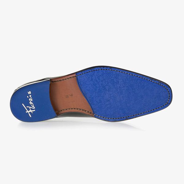 Schwarzer Leder Schn&uuml;rschuh