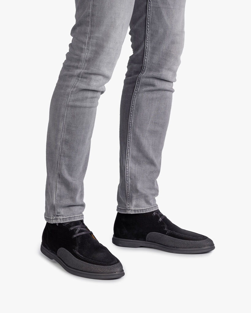Halbhoher Wildleder Schn&uuml;rstiefel