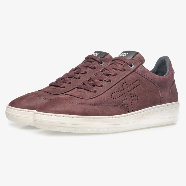 Roter Nubukleder-Sneaker mit Print
