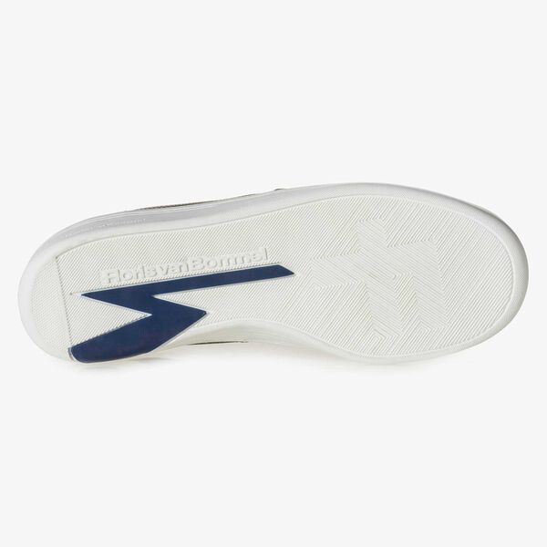 Dunkelgrauer Nubukleder-Sneaker